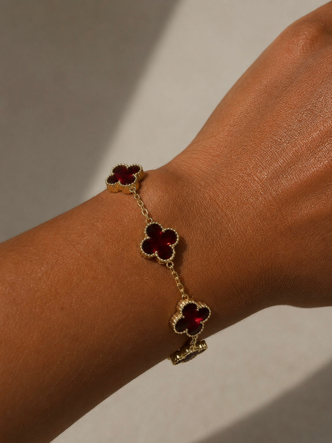 Bracelet "Dark Red Rosalia"