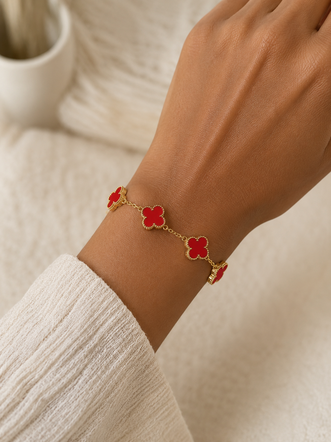 Bracelet "Red Rosalia"