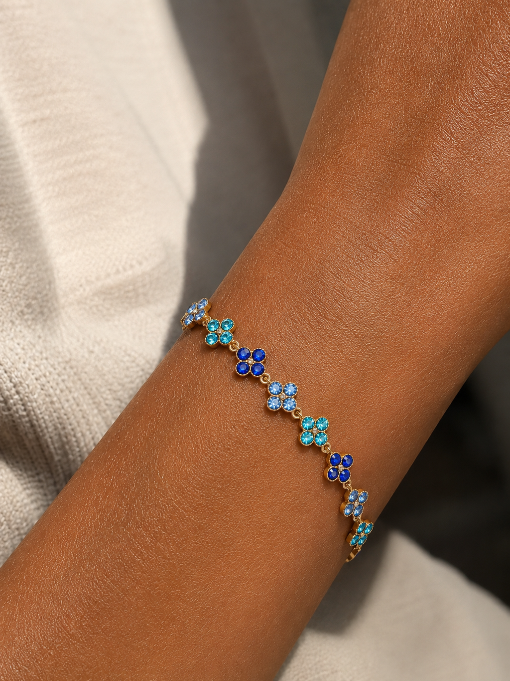 Bracelet "Blue Isara"